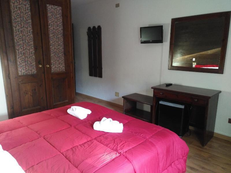 Hotel I Larici バルドネッキア エクステリア 写真