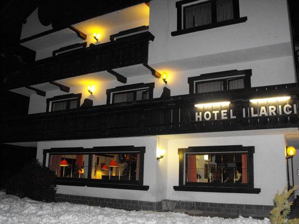 Hotel I Larici バルドネッキア エクステリア 写真