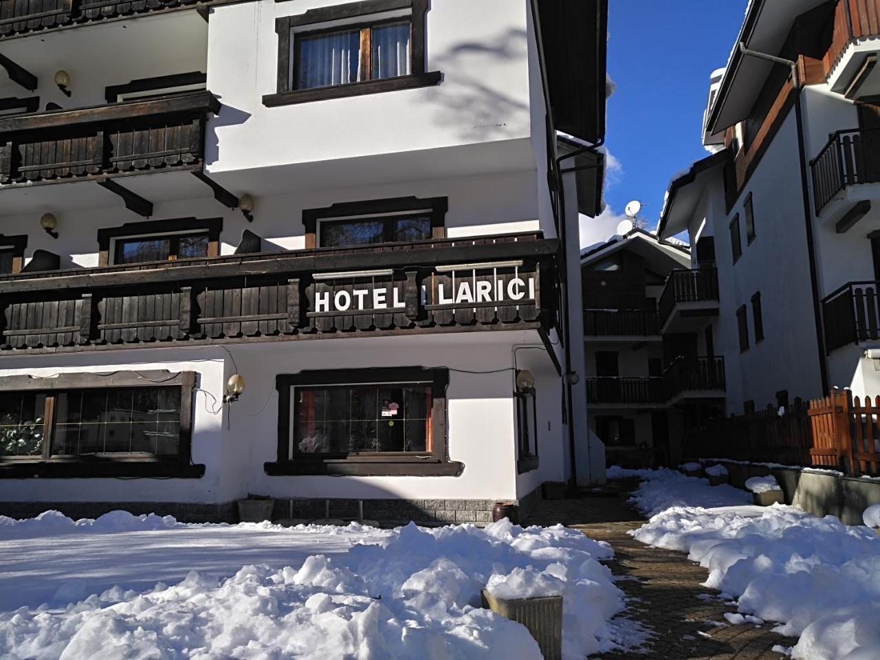 Hotel I Larici バルドネッキア エクステリア 写真